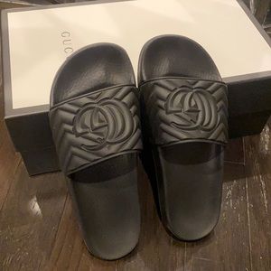 Women’s matelasse Gucci slides. Purchased brand new from Gucci site.